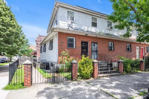 10753 Spa Pl, Jamaica, NY 11435