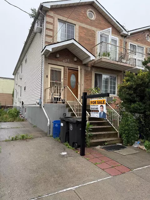 572 Glenmore Ave, Brooklyn, NY 11207