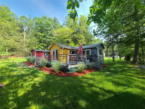 39 E James Ave, Smallwood, NY 12778