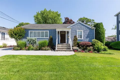 234 N Village Ave, Rockville Centre, NY 11570
