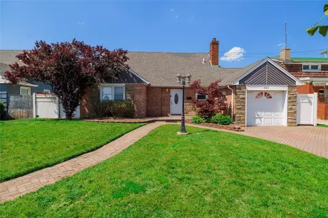 843 E Park Ave, Long Beach, NY 11561
