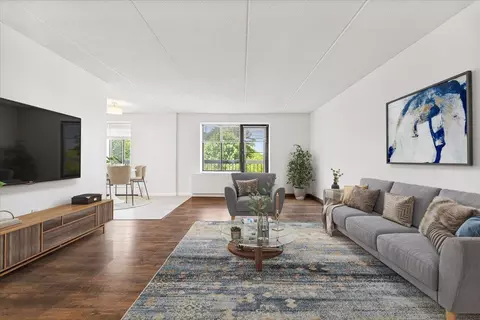 50 Columbus Ave #611, Eastchester, NY 10707