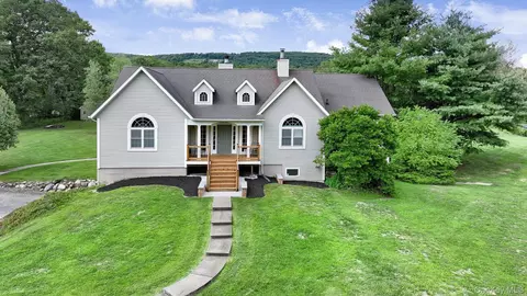 77 Campbell Rd, Mamakating, NY 12721