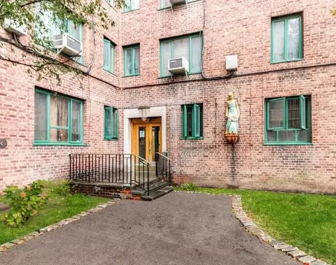 2059 Mcgraw Ave #6A, New York, NY 10462