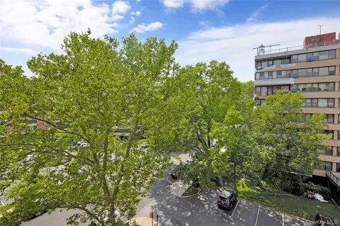 Exterior - 166-31 9th Ave #6A, New York, NY 11357 photo 2 of 2