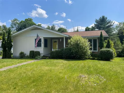 8 Mcdole Rd, Ellenville, NY 12428