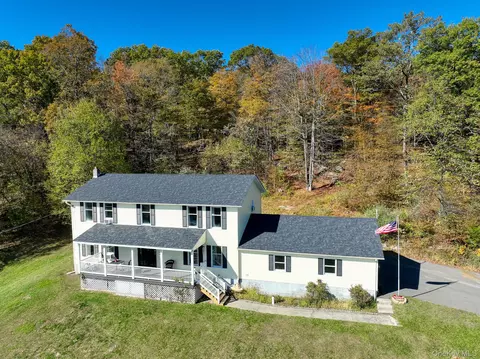 745 Floyd Ackert Rd, New Paltz, NY 12561