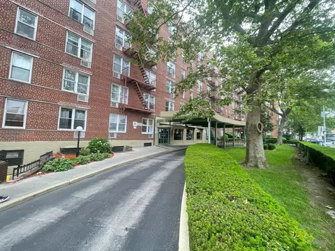59-30 108th St #2JJ, New York, NY 11368