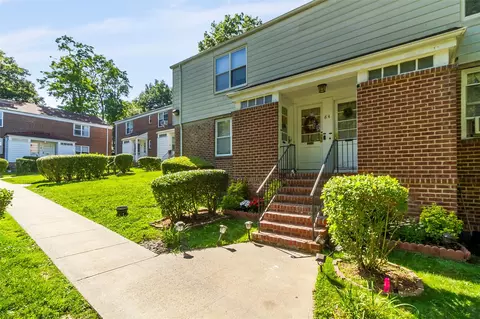 84 Spruce St #1A, Yonkers, NY 10701