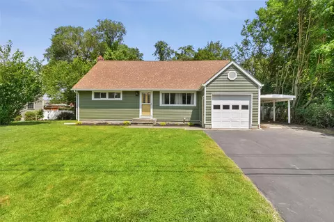2 Honey Ln, Wappingers Falls, NY 12590