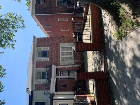 6503 110th St, New York, NY 11375
