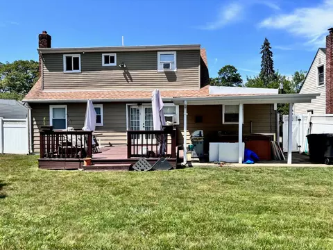 204 Beechwood Ave, Roosevelt, NY 11575