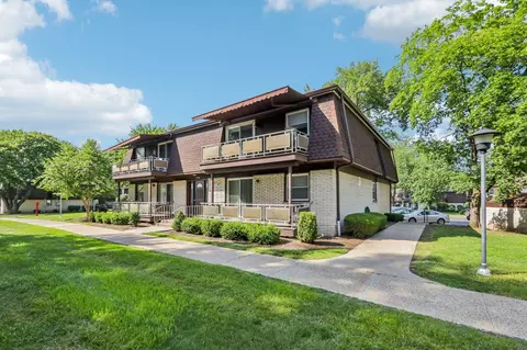 1 Church Ln #B, Clarkstown, NY 10989
