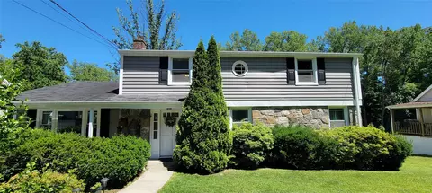 652 Scarsdale Rd, Yonkers, NY 10707