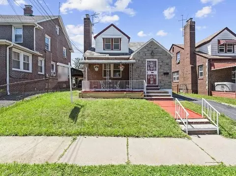 189-18 114 Dr, New York, NY 11412