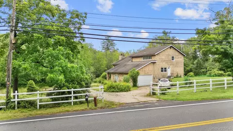 513 Bedford Rd, North Castle, NY 10504