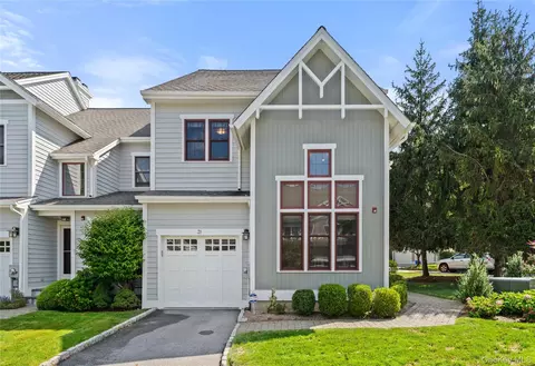 31 Hudson Dr, Greenburgh, NY 10522
