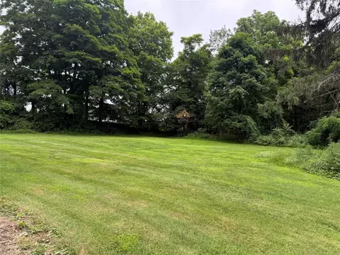 Exterior - 81 Route 82, Fishkill, NY 12524 photo 2 of 9
