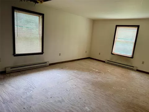 Bedroom - 81 Route 82, Fishkill, NY 12524 photo 4 of 7