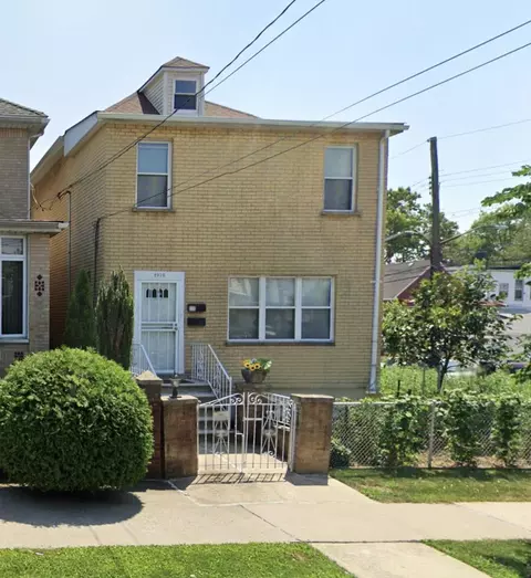 2910 Zulette Ave, New York, NY 10461
