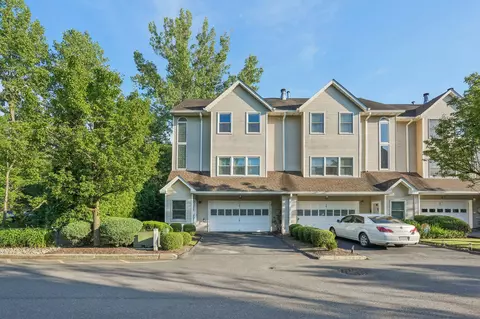 32 Patricks Pl, Clarkstown, NY 10920
