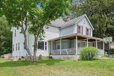 88 Snedecker Ave, Clarkstown, NY 10920
