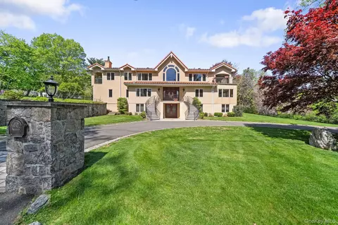 33 Winding Road Farm E, Greenburgh, NY 10502