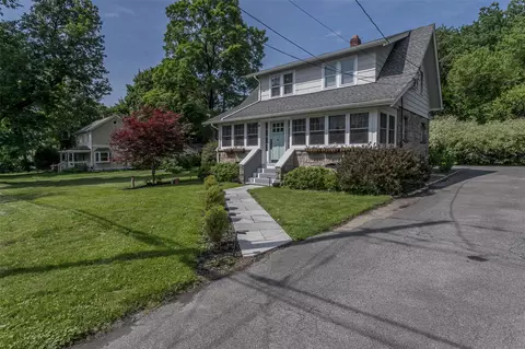 24 Edenville Rd, Warwick, NY 10990