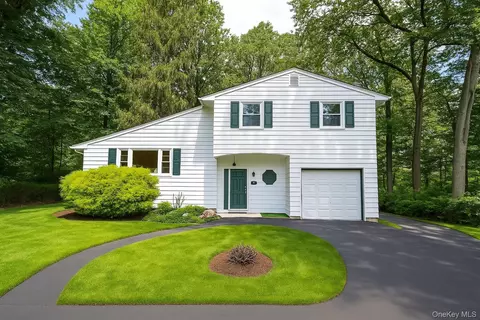 18 Fleetwood Ave, Ramapo, NY 10977