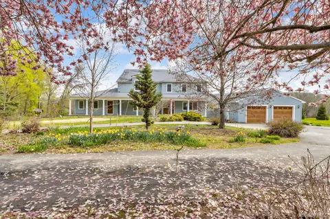 172 Cornwall Hill Rd, Patterson, NY 12563