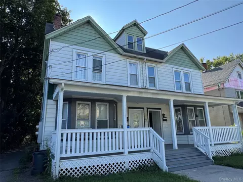 208 W Main St #206, Port Jervis, NY 12771