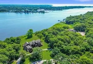 3 Old Mastic Dr, Mastic Beach, NY 11951