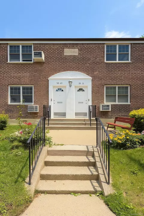 58-49 251st St #1, Little Neck, NY 11362