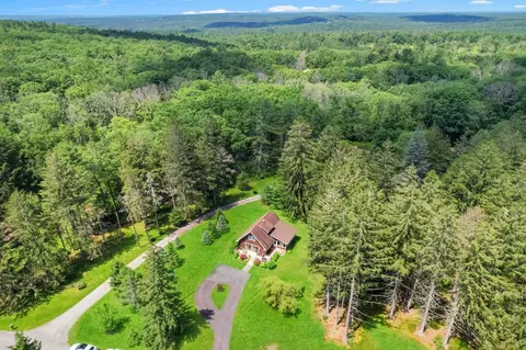 75 Hartung Rd, Highland, NY 12743