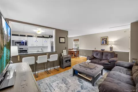33 Fieldstone Dr #G1, Greenburgh, NY 10530