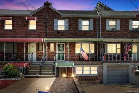 1004 Balcom Ave, New York, NY 10465
