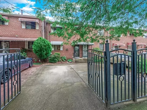 453 Christopher Ave, Brooklyn, NY 11212