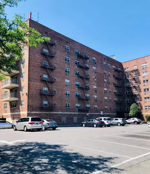 20 Secor Pl #5L, Yonkers, NY 10704