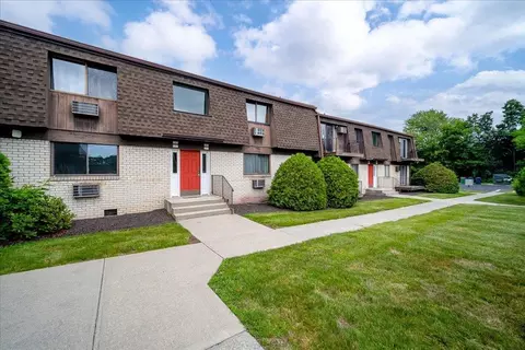 1109 Cherry Hill Dr #1109, Arlington, NY 12603