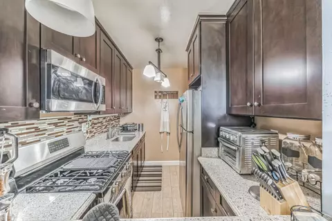 101 Highland Ave #6R, Yonkers, NY 10705