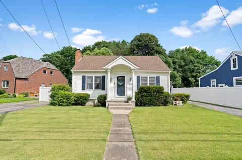 212 North St, Newburgh, NY 12550