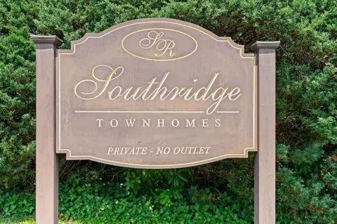 45 Schwab Rd, Melville, NY 11747