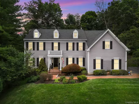 3 Hyatt Ln, Somers, NY 10589