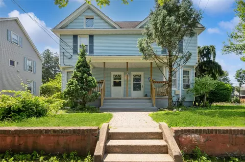43 E Maple Ave, Ramapo, NY 10901