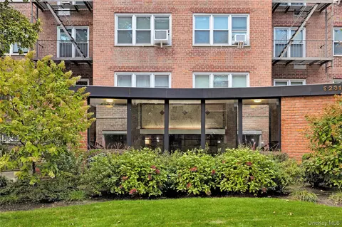 92-31 57th Ave #2J, Elmhurst, NY 11373