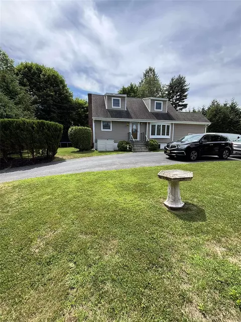 3007 E Main St, Cortlandt, NY 10567