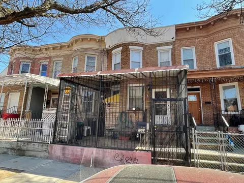 351 Autumn Ave, Brooklyn, NY 11208