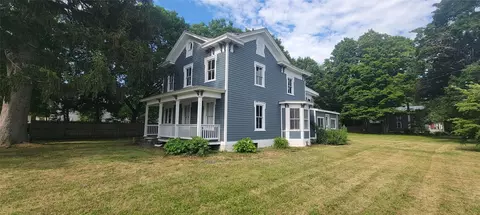 5 Myrtle Ave # -7, Pine Plains, NY 12567