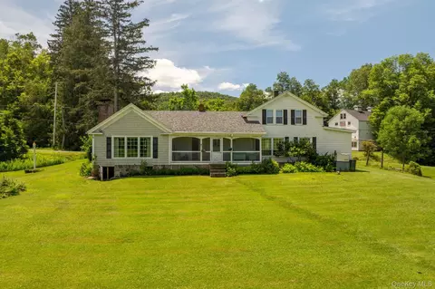 600 Jeffersonville Nbranch Rd, Callicoon, NY 12766