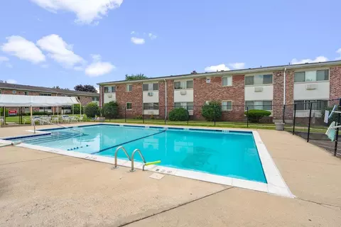 2449 Union Blvd #10A, Islip, NY 11751